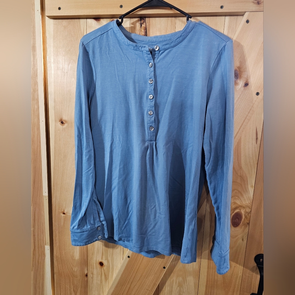 LL Bean top